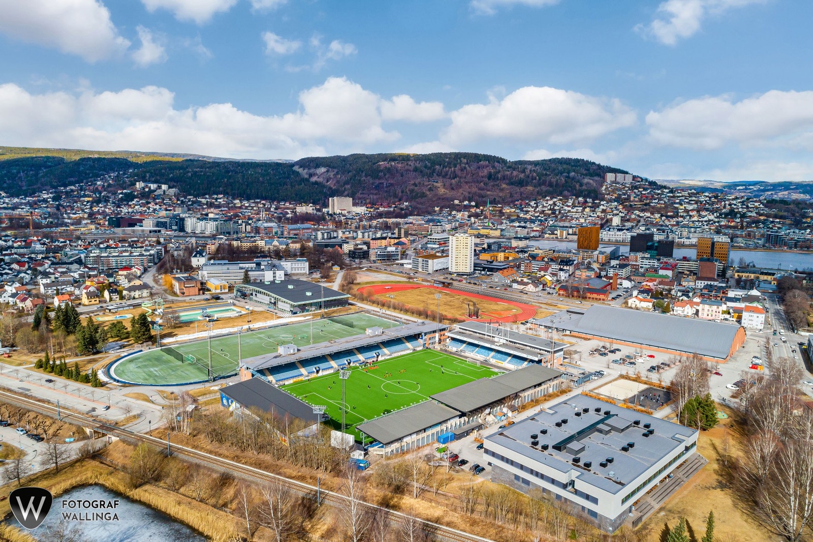 Marienlyst stadion, hvor Strømsgodset spiller hjemmekamper ligger i gangavstand fra boligen. Galleribilde
