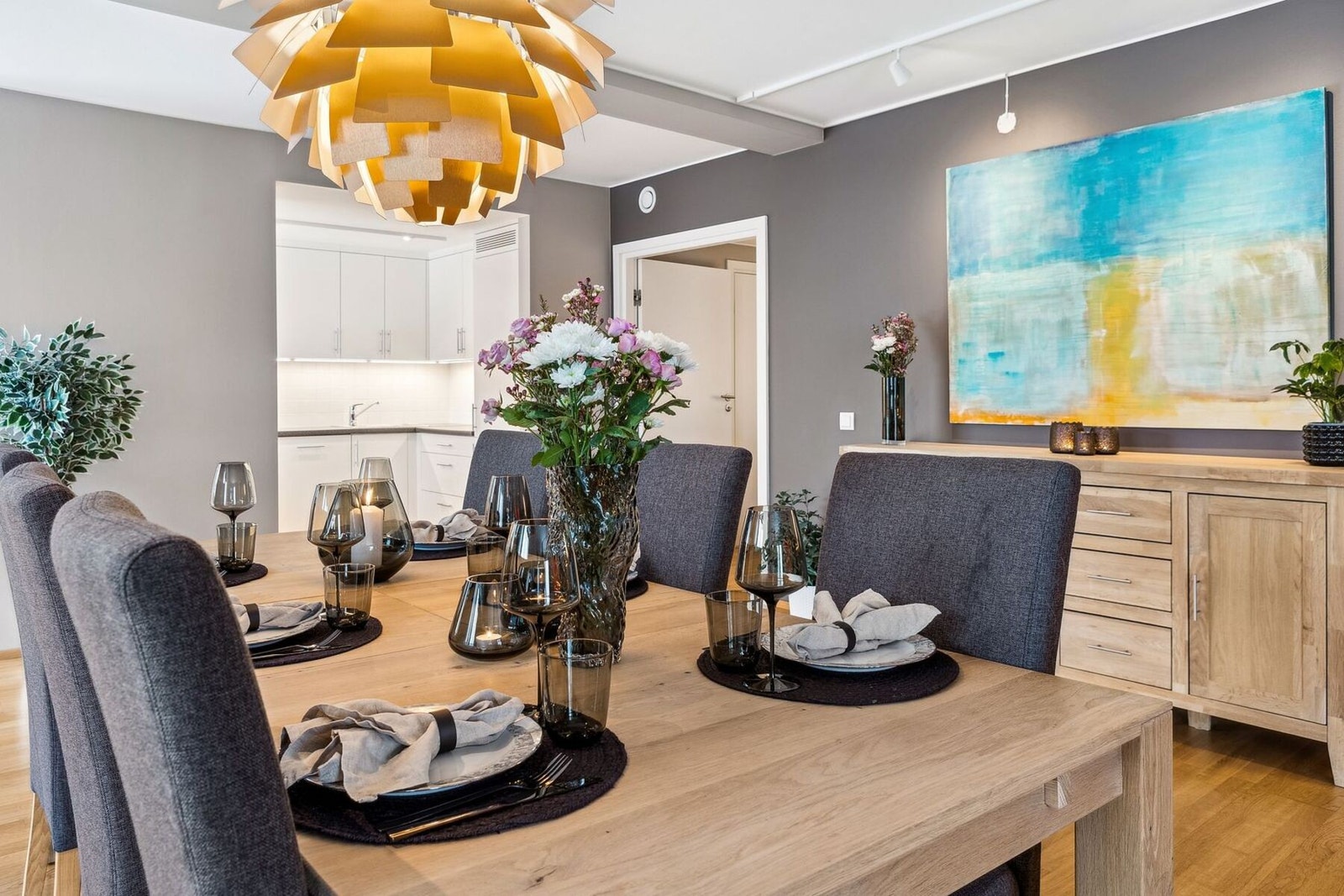 Boligen har kombinert praktiske løsninger med et vakkert design. Galleribilde