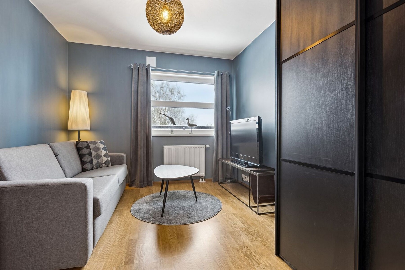 Boligen har tre romslige soverom. Galleribilde