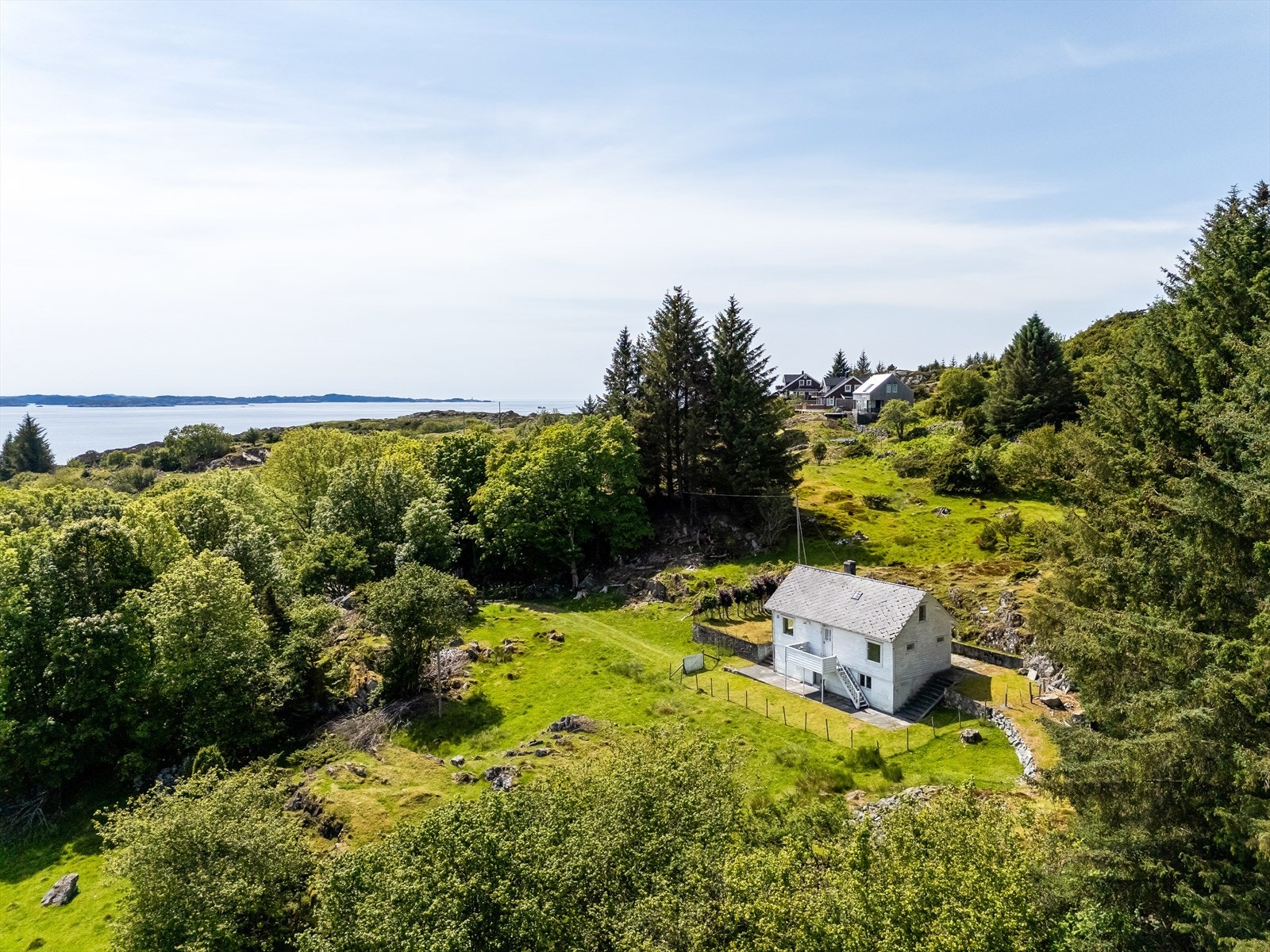 Eiendommen ligger nydelig til. Galleribilde