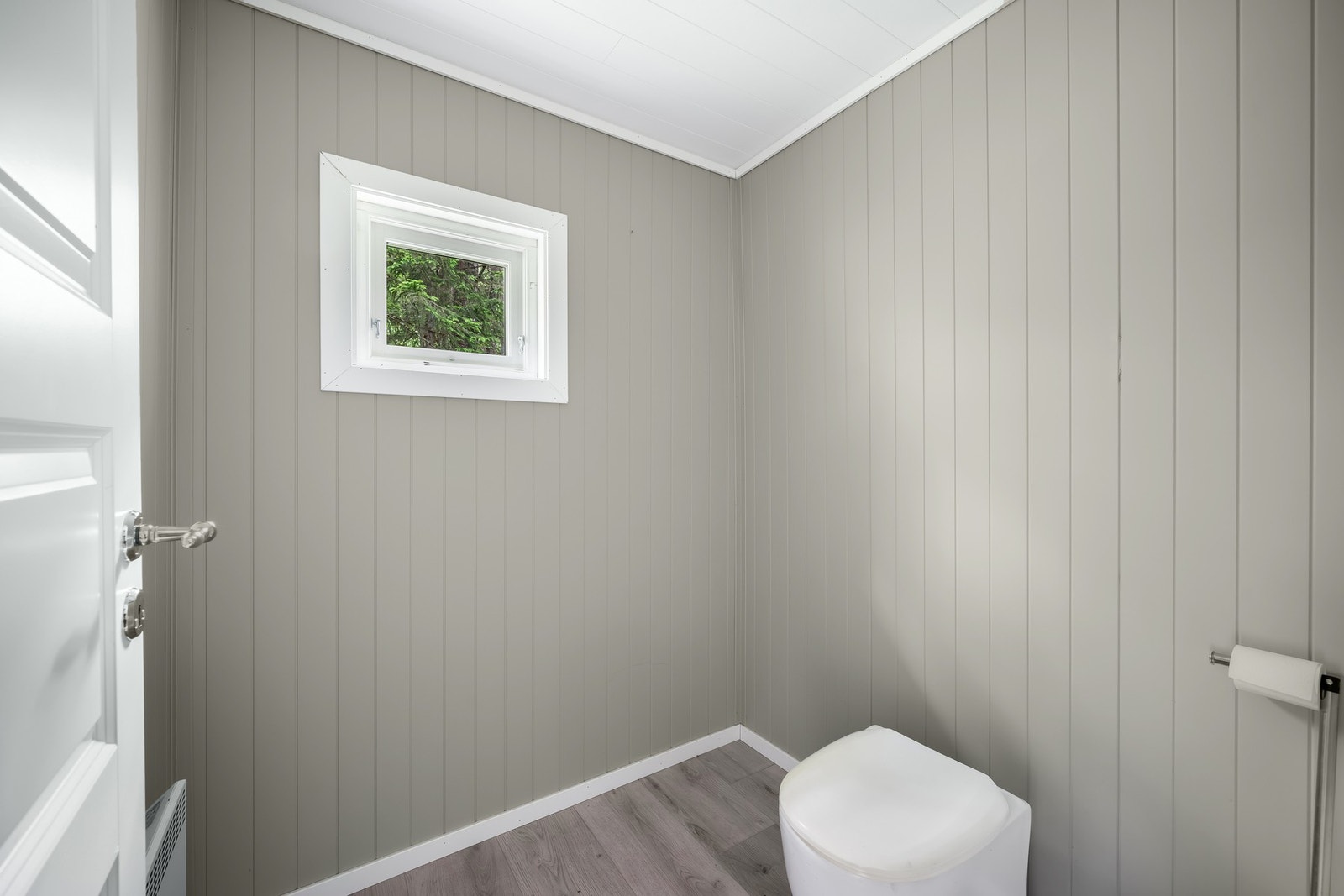 Rom med mulldo i Anneks/uthus. Galleribilde