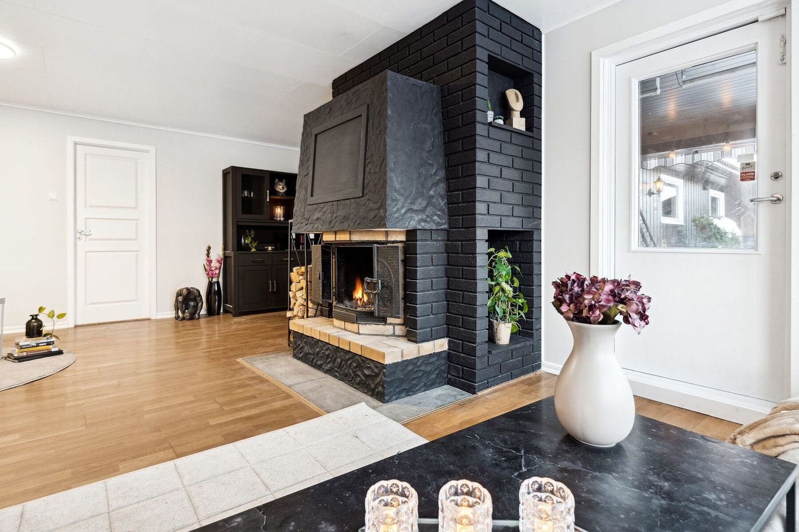 Nåværende eier har gjort flere oppgradering innvendig. Galleribilde