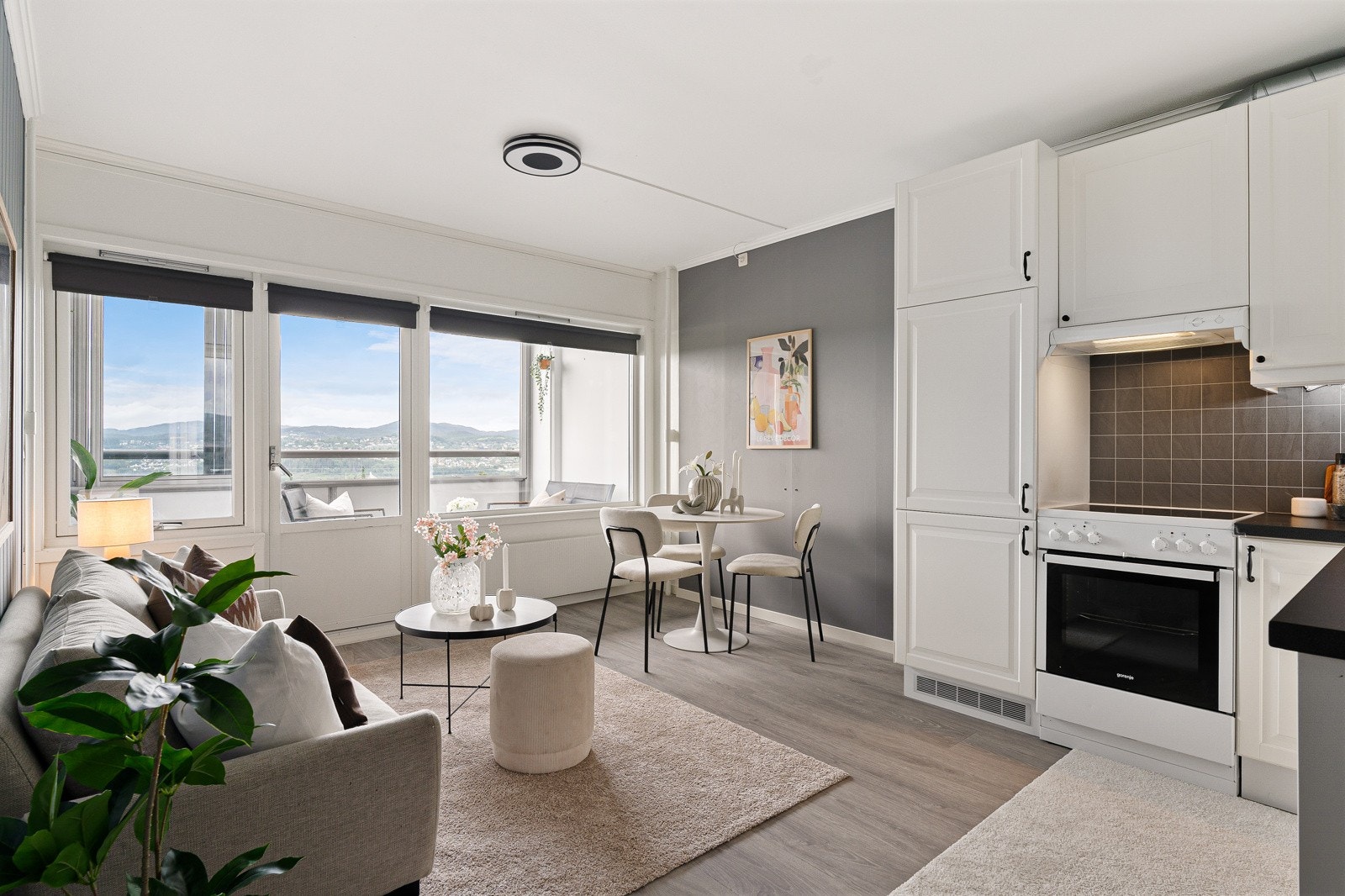 Velkommen til Ingeborg Aas' veg 2, presentert av Steinar Skaanes ved Proaktiv Eiendomsmegling. Galleribilde