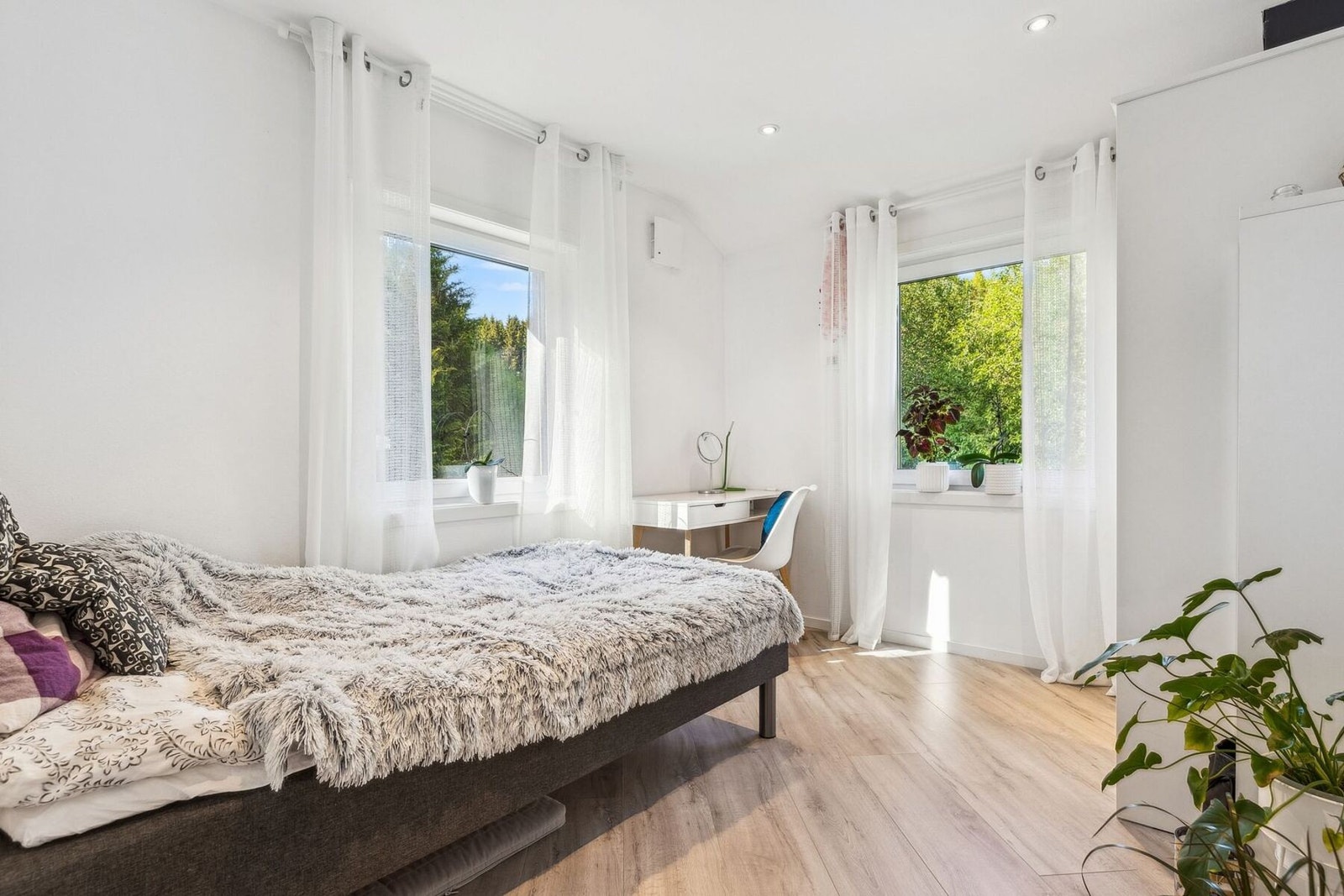 Boligen har tre soverom i 1. etasje. Galleribilde