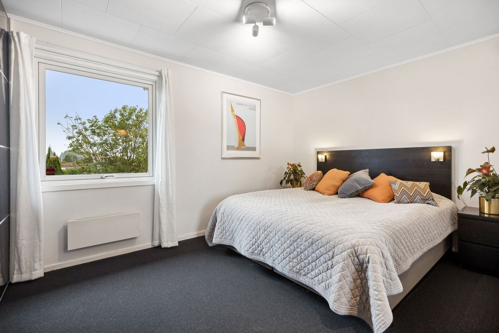 Boligen rommer hele 7 soverom, hvorav 5 ligger i hoveddelen. Galleribilde