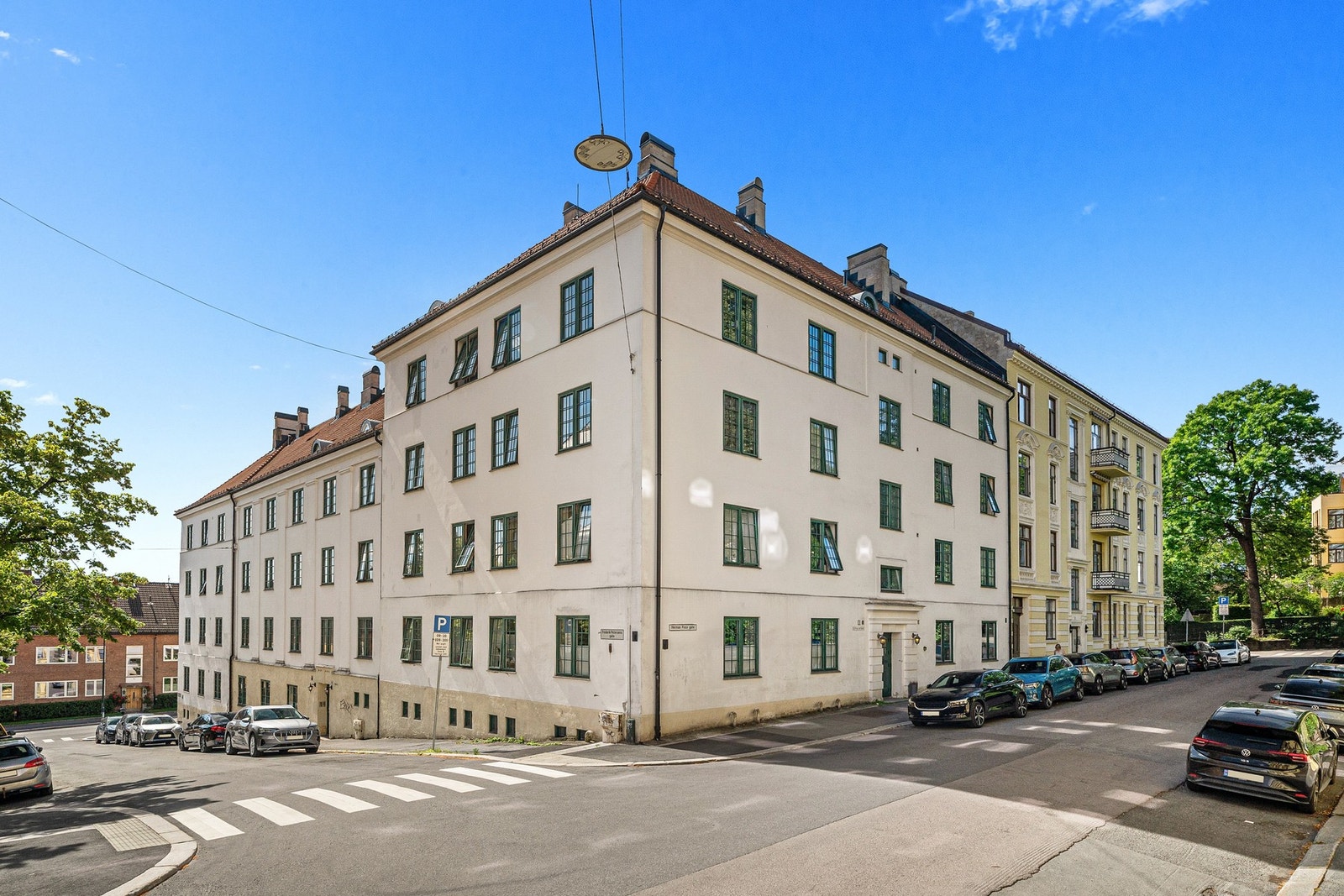 Fasade - Attraktiv og tilbaketrukket beliggenhet i en rolig gate på St. Hanshaugen, like ved vakre St. Hanshaugen park. Galleribilde