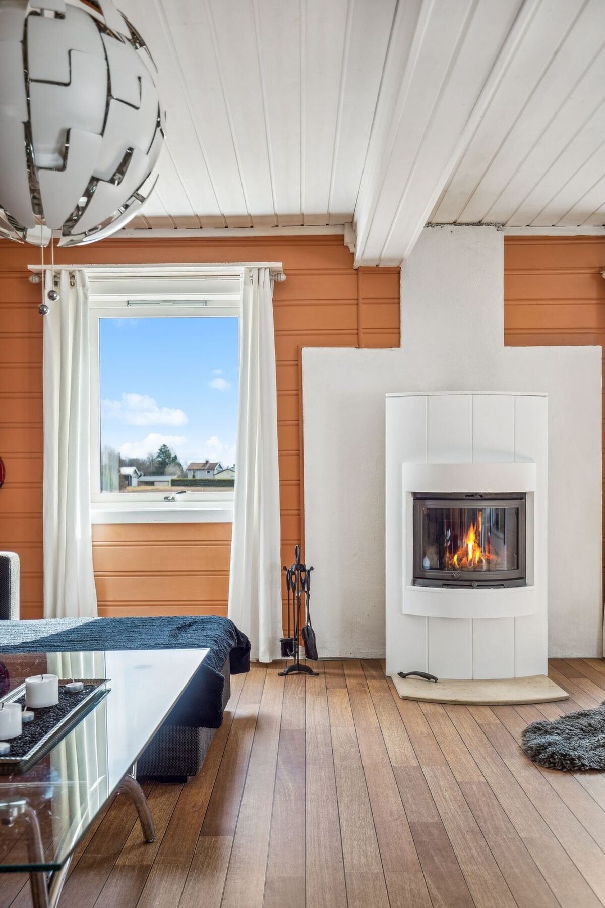 Vedovnen gir hygge og varme på kjølige høst- og vinterkvelder. Galleribilde