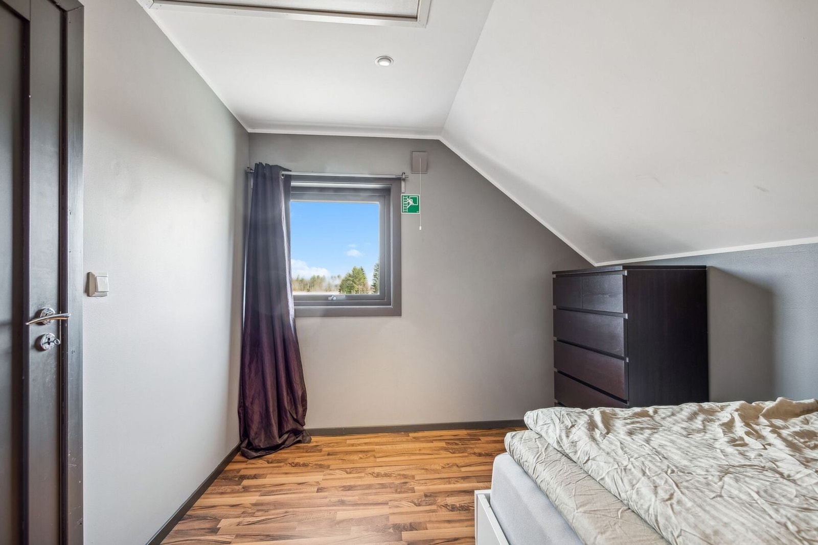 Boligen har tre soverom i 2. etasje. Galleribilde