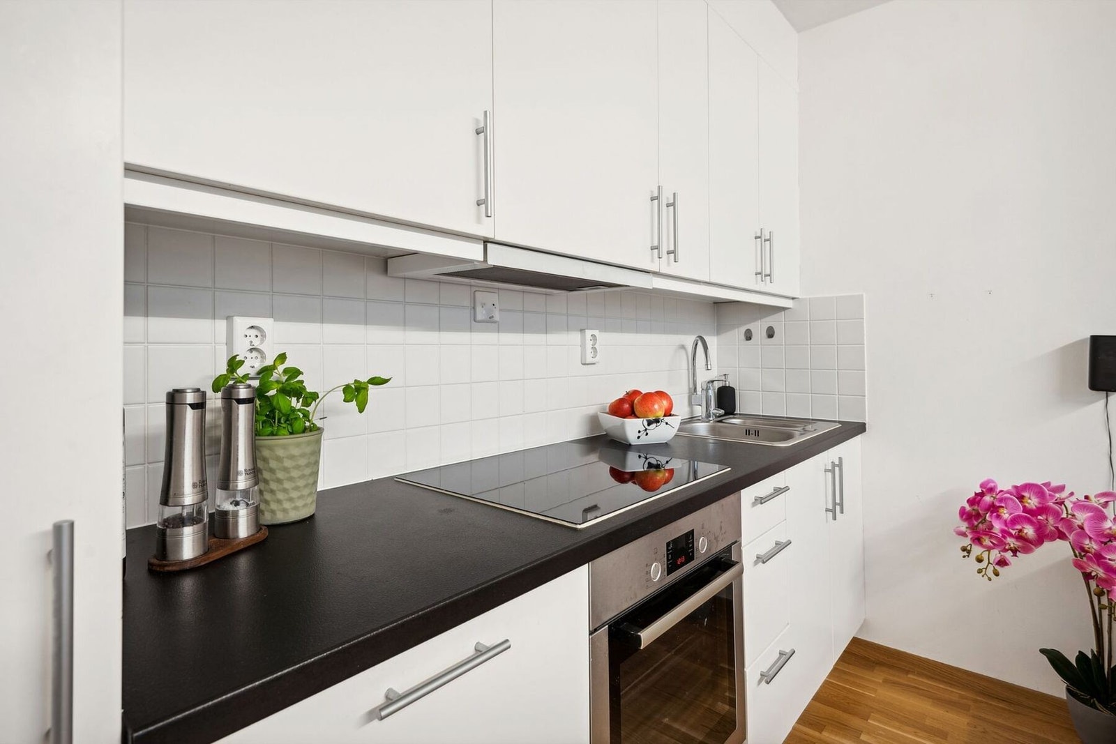 Her kan du ha mange hyggelige og sosiale kvelder med god mat. Galleribilde