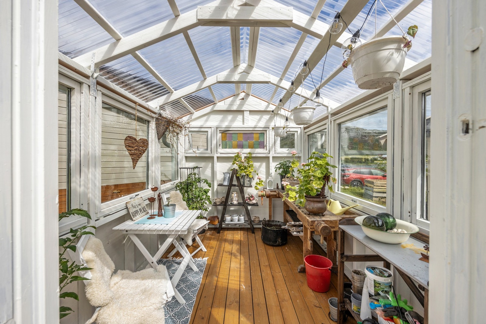 Hyggelig hagestue/lysthus oppført i 2024. Galleribilde