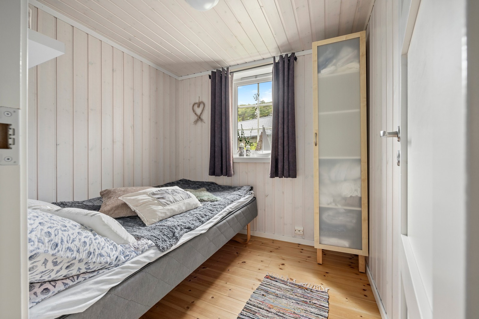 Soverom - ca 4,5 kvm. Galleribilde