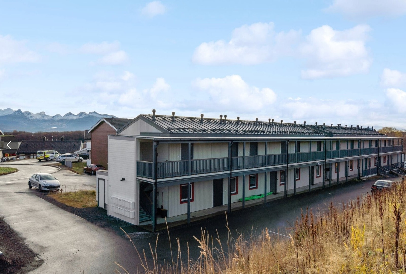 Inngangsparti av bygningen Galleribilde