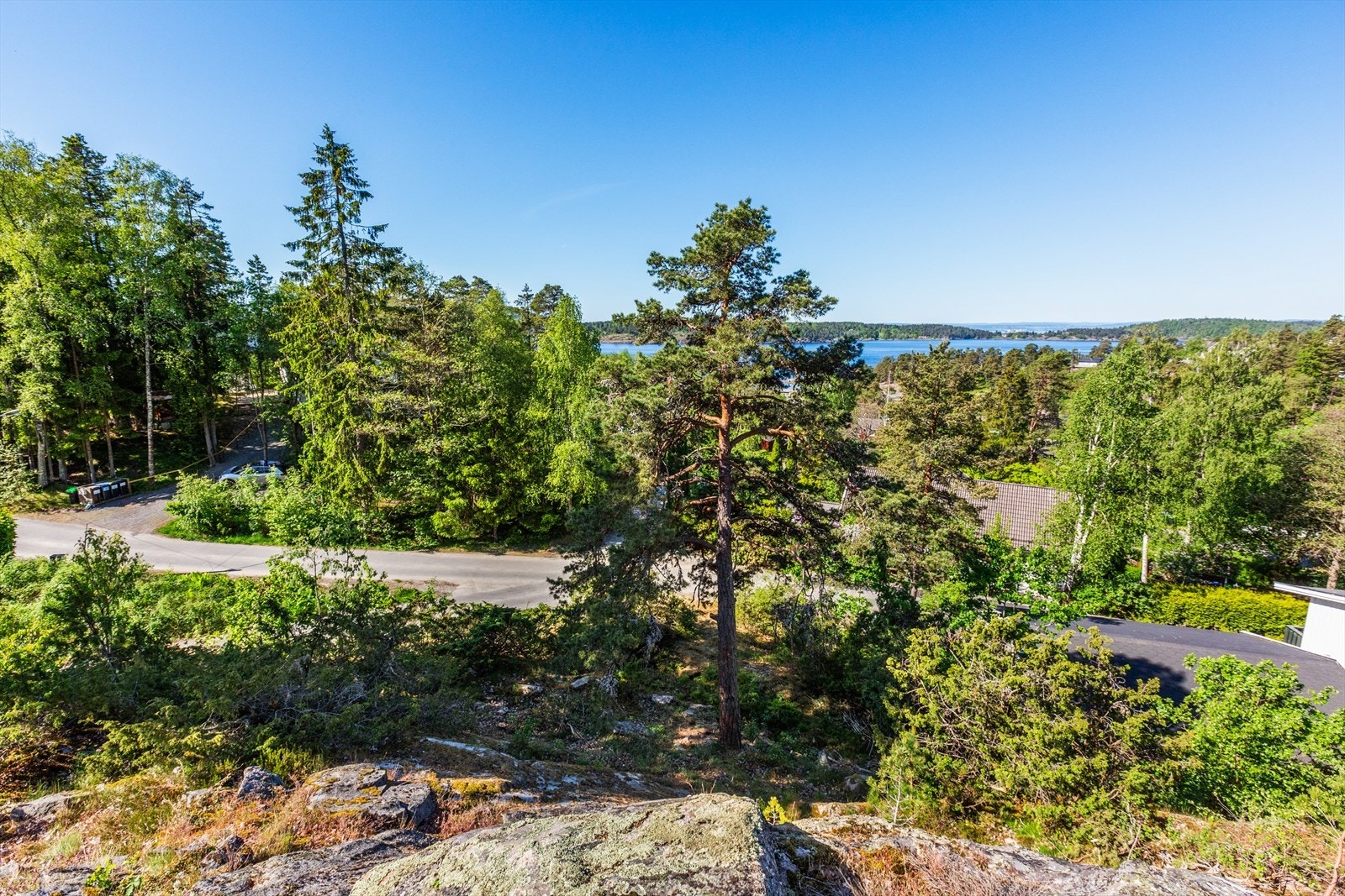 Kort vei til Brevik bukta og havna Galleribilde