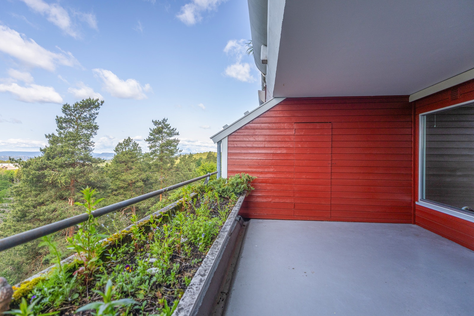 Terrasse med utebod Galleribilde