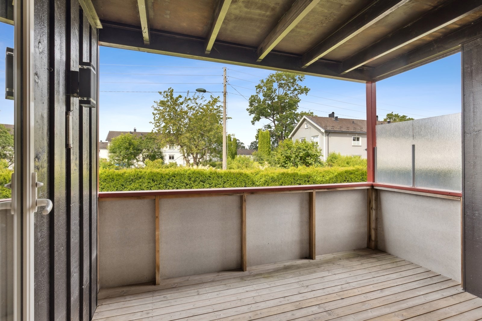 Overbygd vestvendt balkong på ca 7 kvm Galleribilde