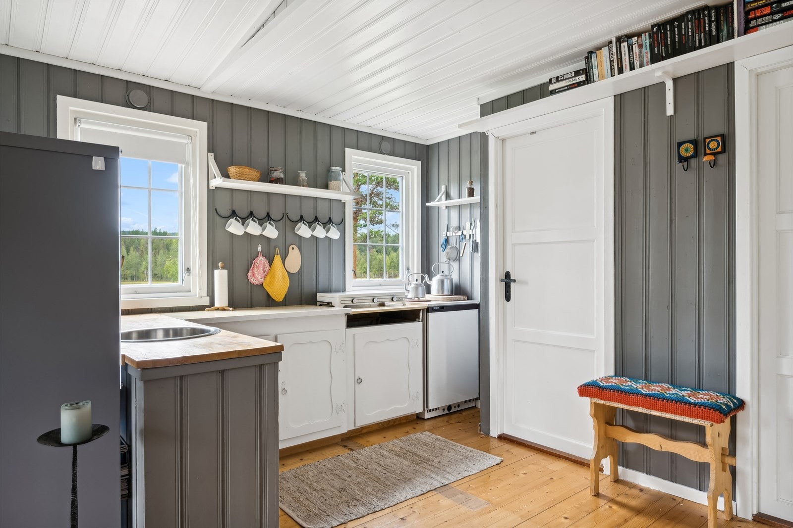 Kjøkken i lys utførelse Galleribilde