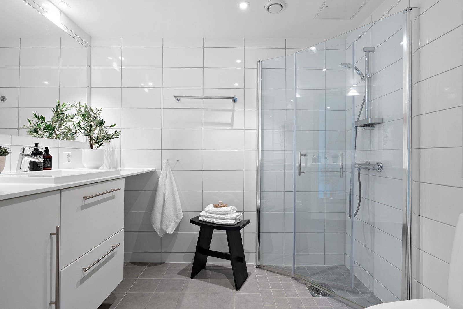 Flislagt bad/wc med vannbåren gulvvarme. Galleribilde