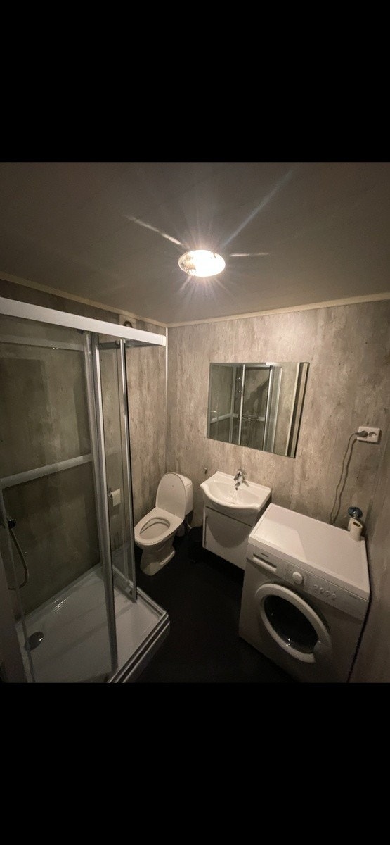 Enkelt og lite bad Galleribilde