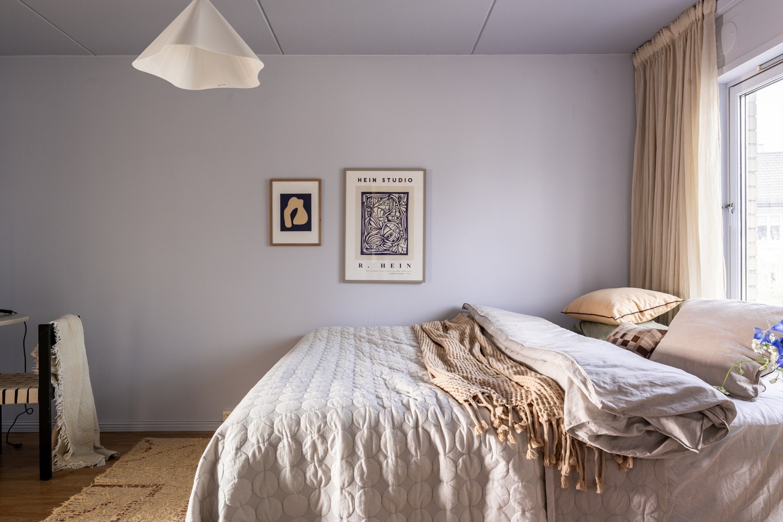 Dette rommet vil være hovedsoverommet. Her er det god plass til en dobbeltseng, garderobe og en pult. Galleribilde