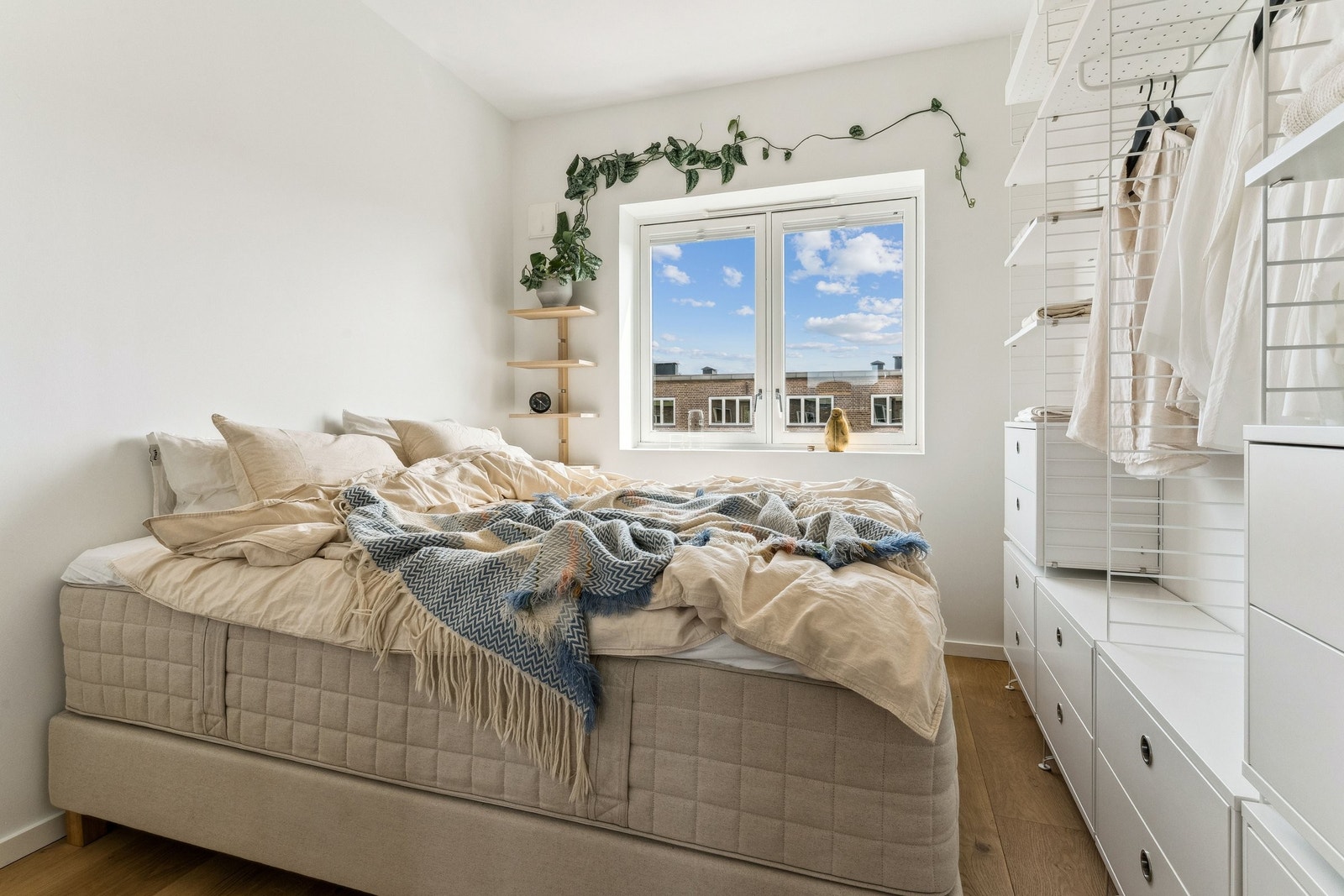 Hovedsoverommet er lyst og luftig Galleribilde