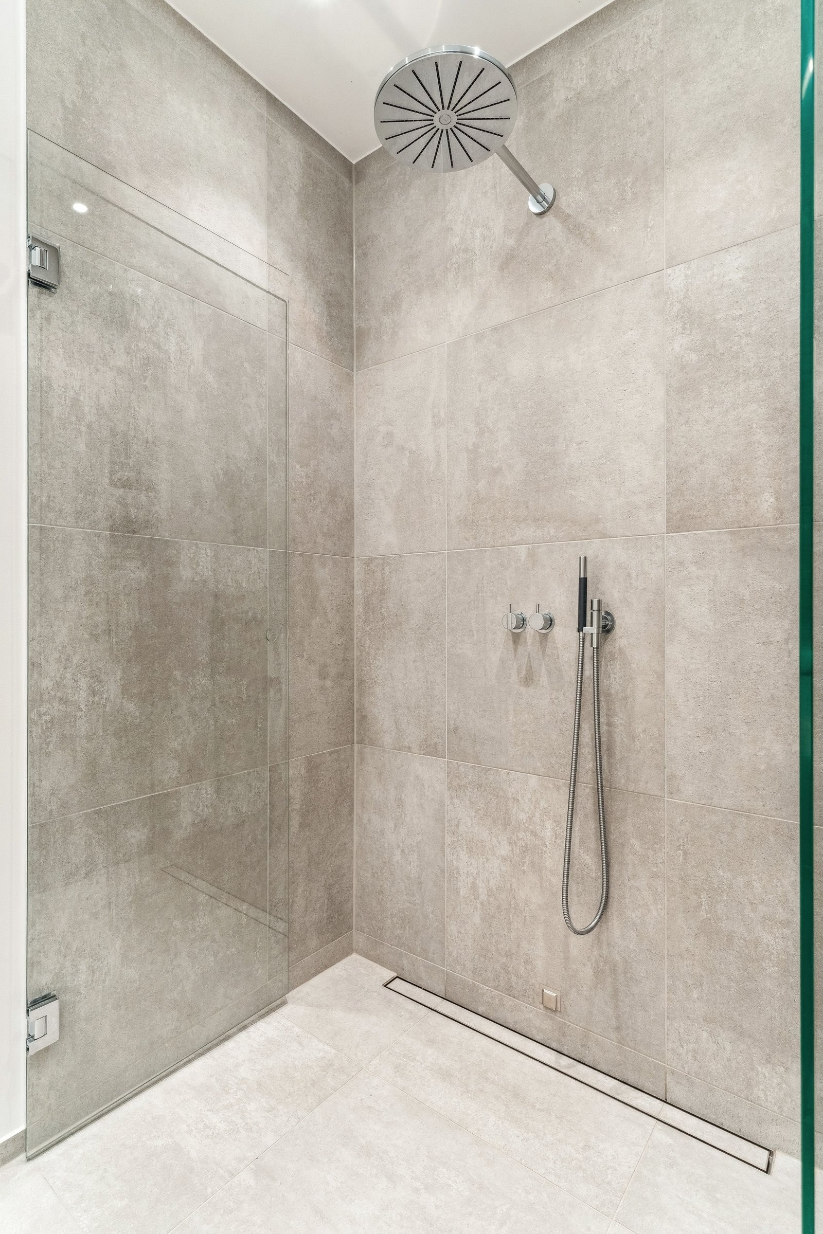 ...en stor regnfallsdusj! Galleribilde