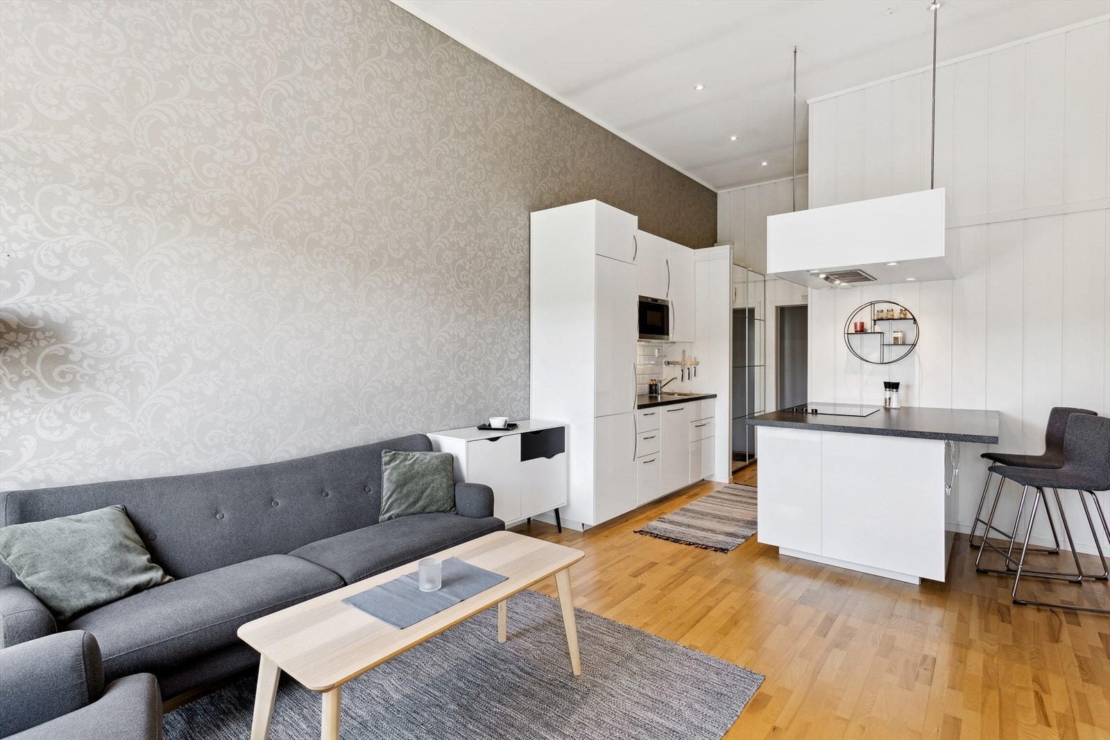 TV og bredbånd er inkludert i felleskostnadene. Galleribilde