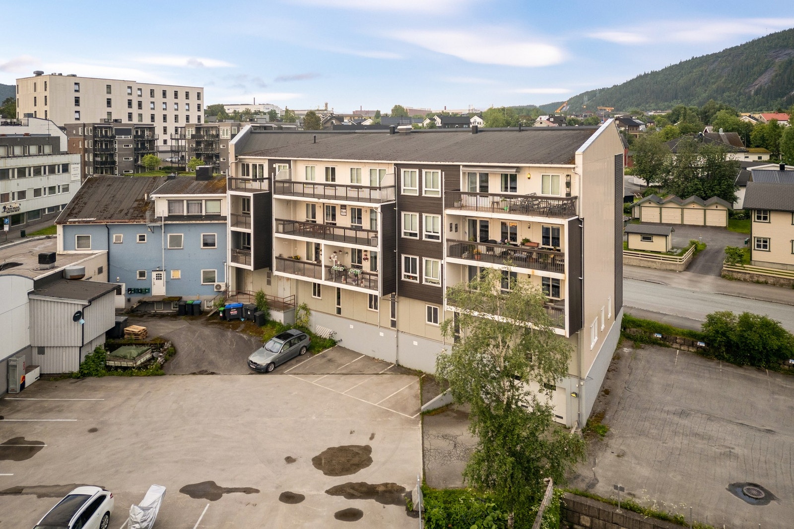 Her bor du midt i sentrum med gangavstand til alt Mo i Rana har å by på Galleribilde