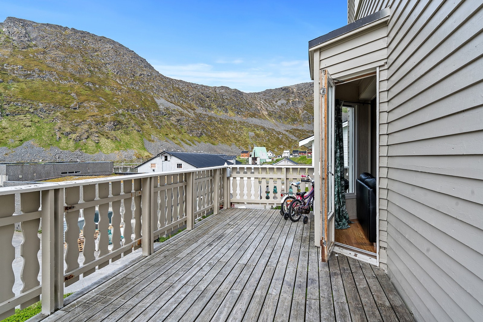 Balkong med utsikt Galleribilde