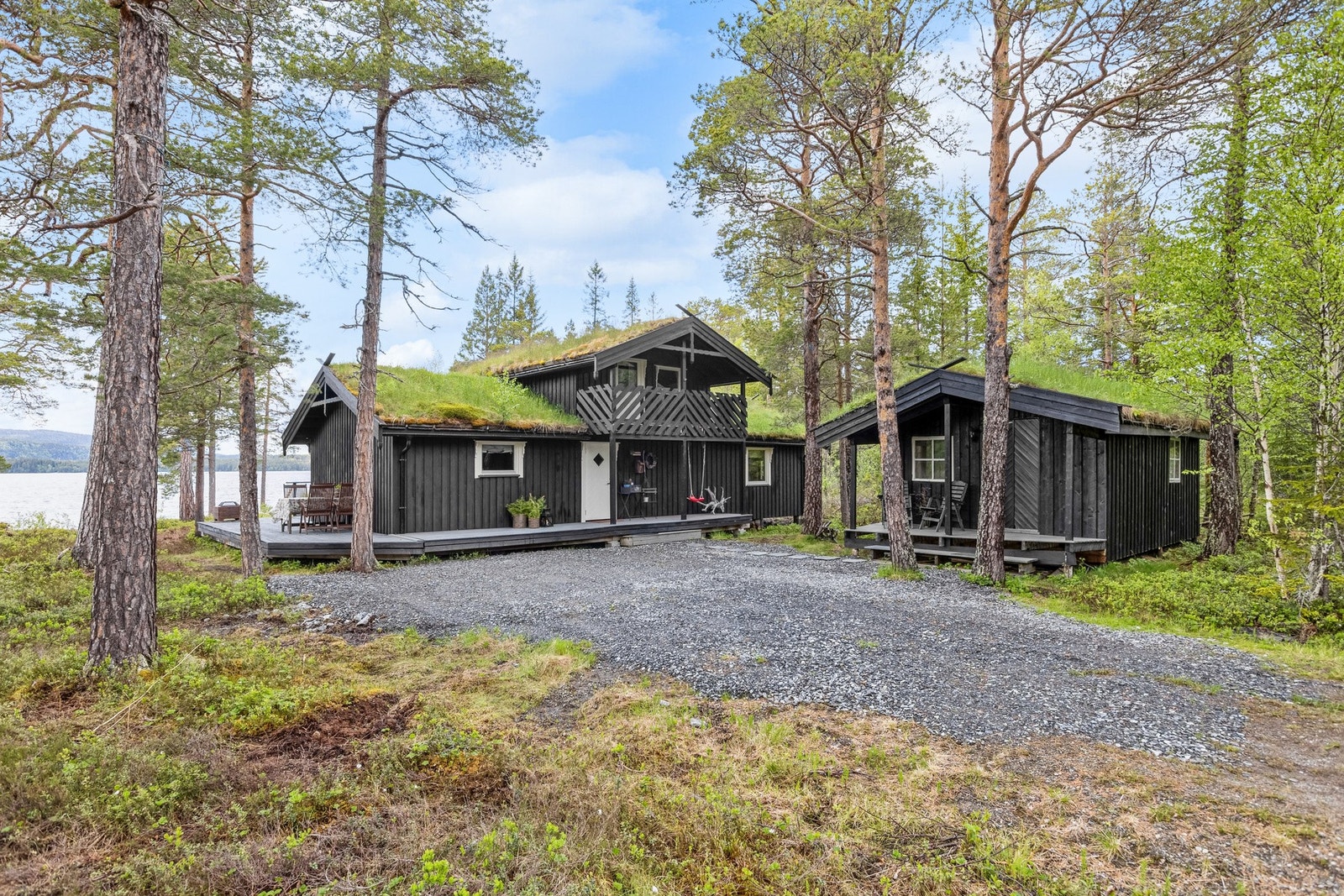 Velkommen til Storkjølvegen 270! Idyllisk fritidseiendom rett ved vannkanten! Galleribilde