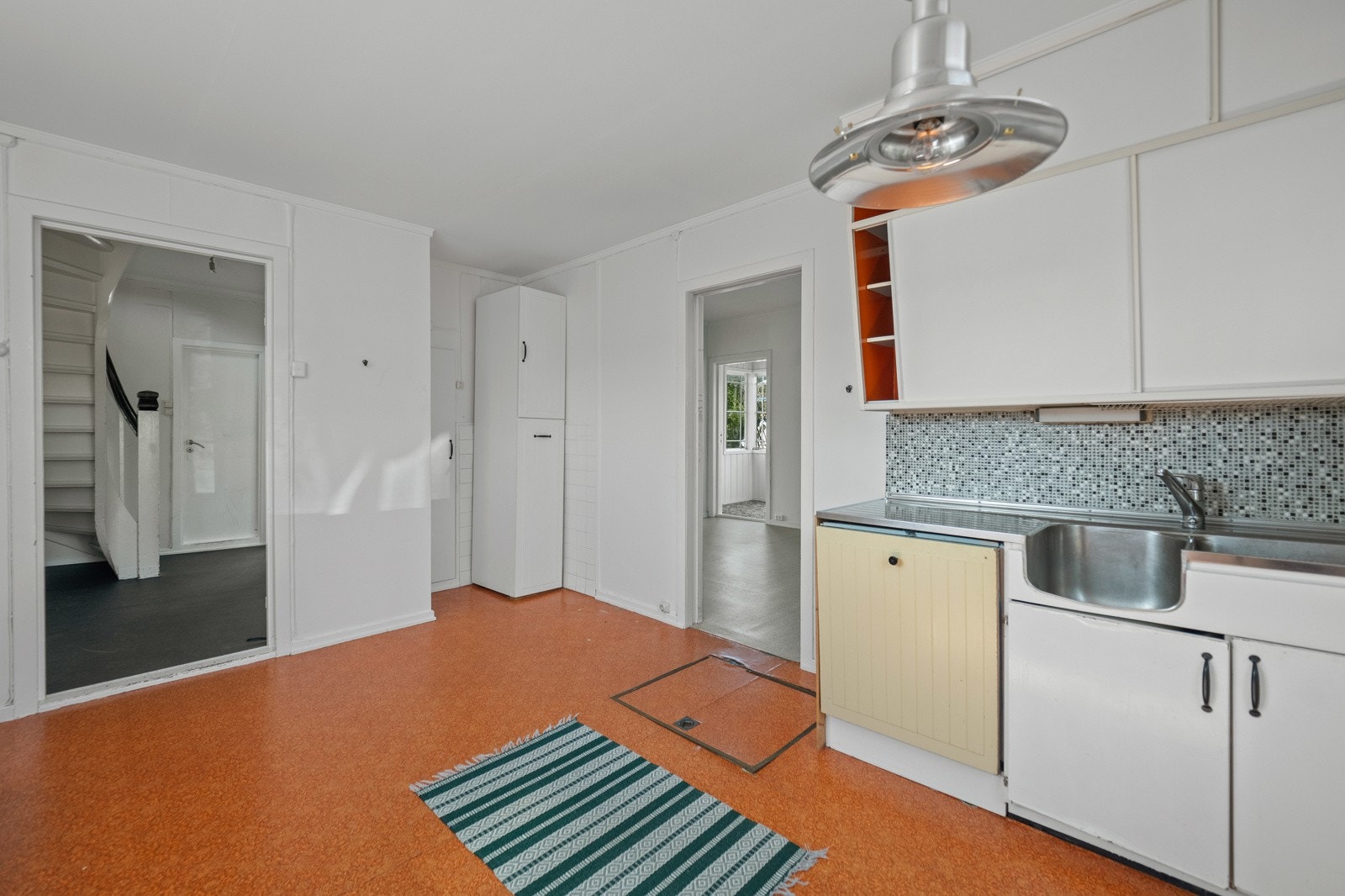 Boligen har et romslig kjøkken. Galleribilde