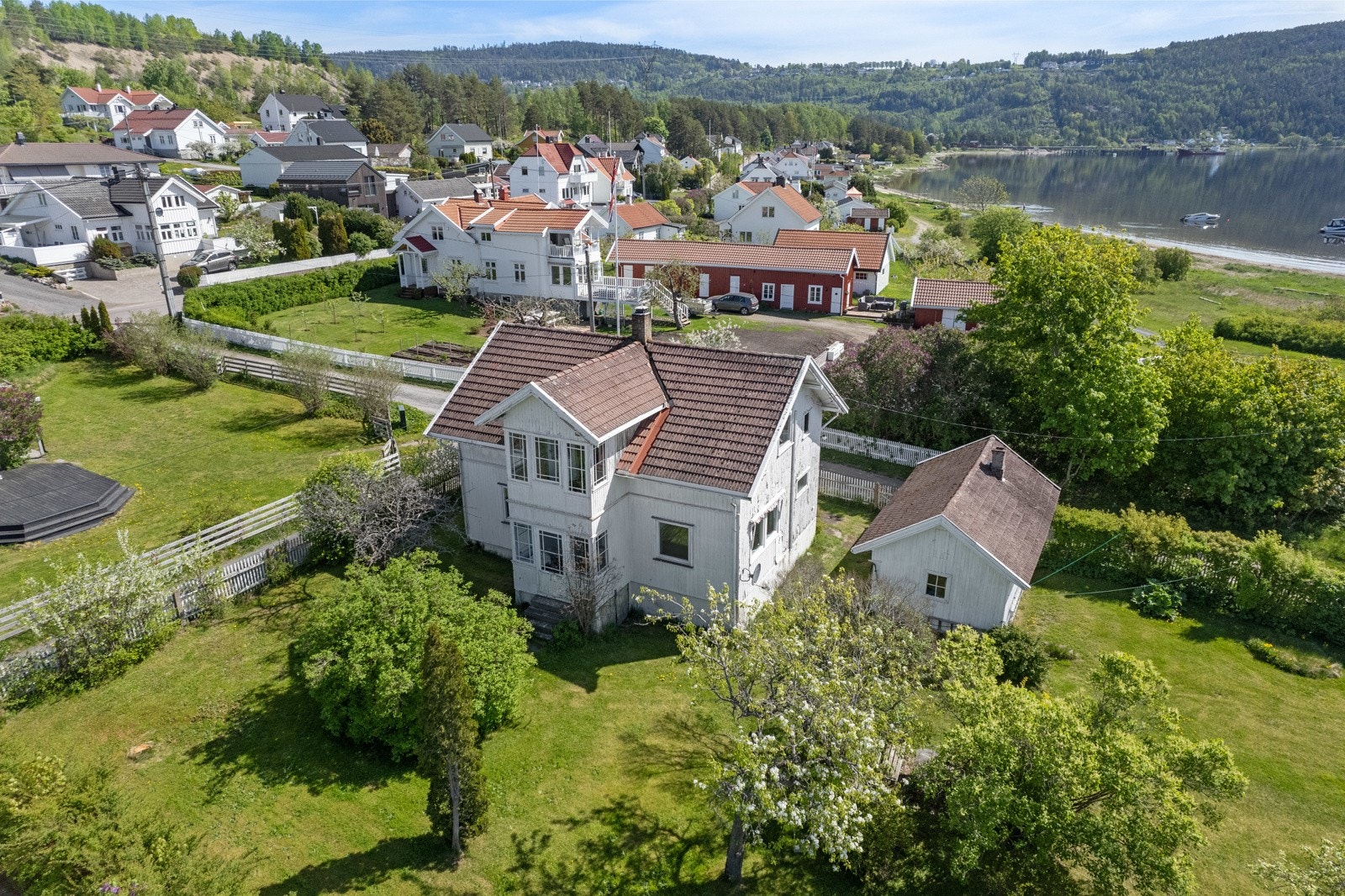 Her kan du skaffe deg ditt drømmested, enten til bolig eller fritid! Galleribilde