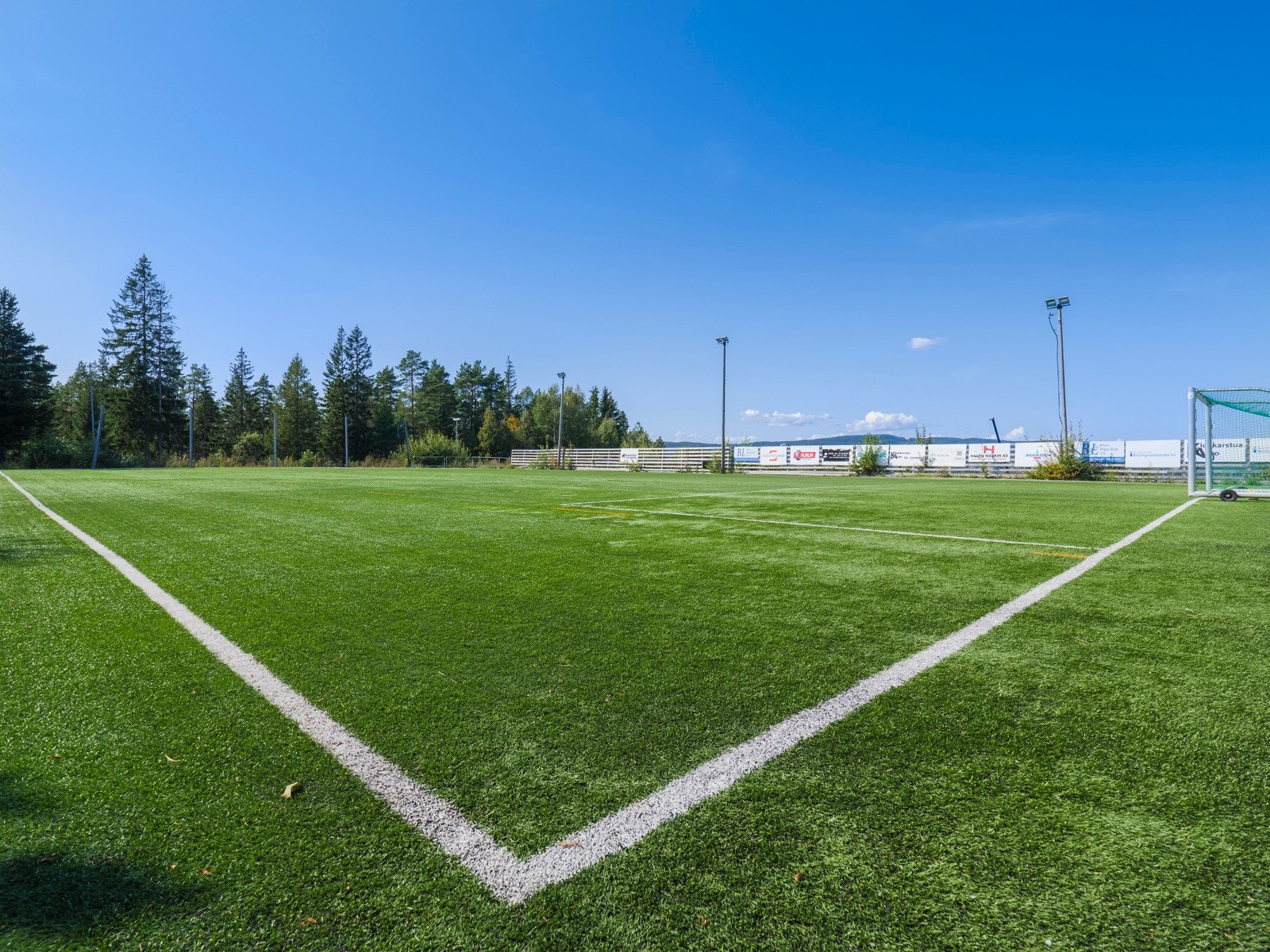 Huringen idrettsanlegg på Klokkarstua. Galleribilde