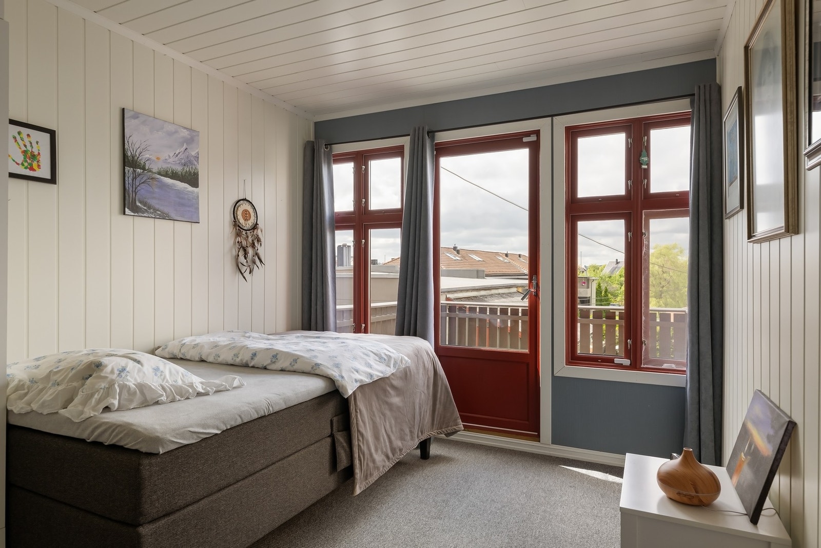 Dette har utgang til en balkong. Galleribilde