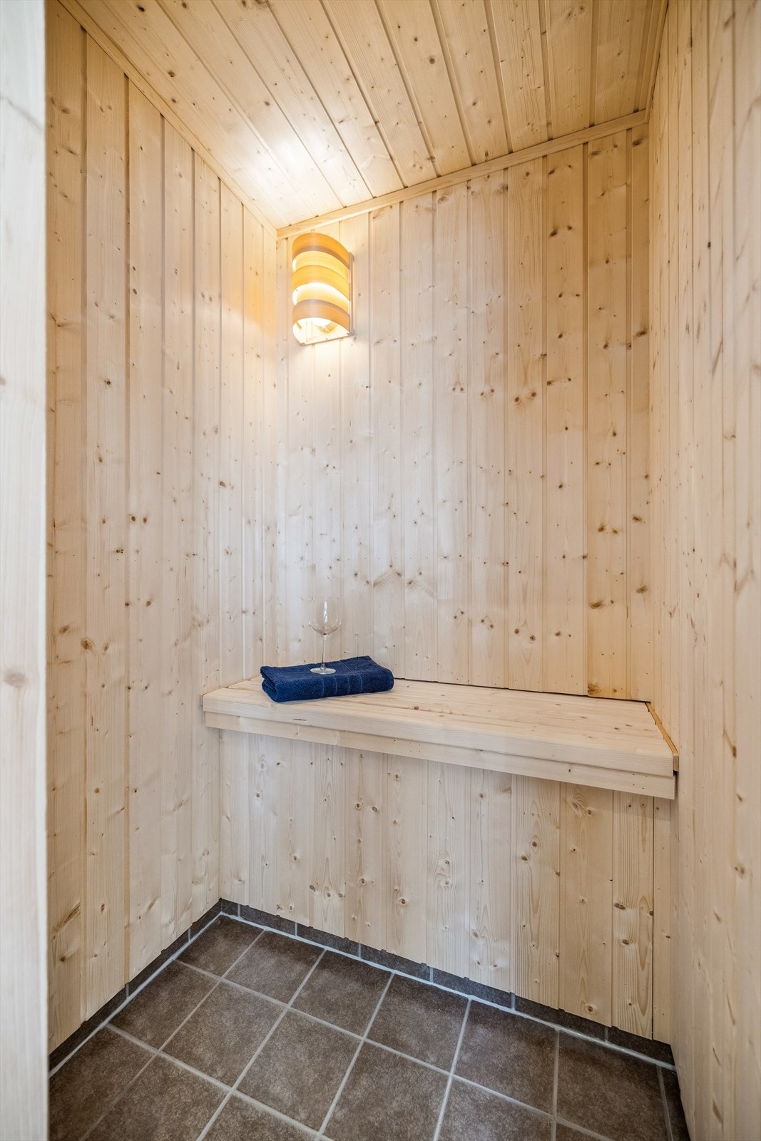 Badstue med adkomst fra badet Galleribilde