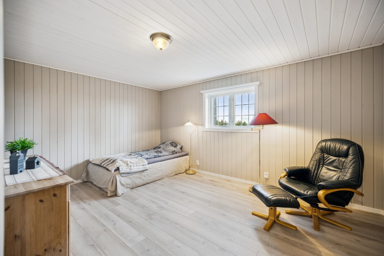 Koselig stue/oppholdsrom i annekset Galleribilde