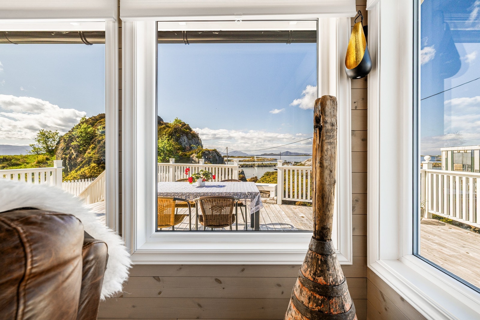 Lysthuset har god utsikt mot vest, nord og sør Galleribilde