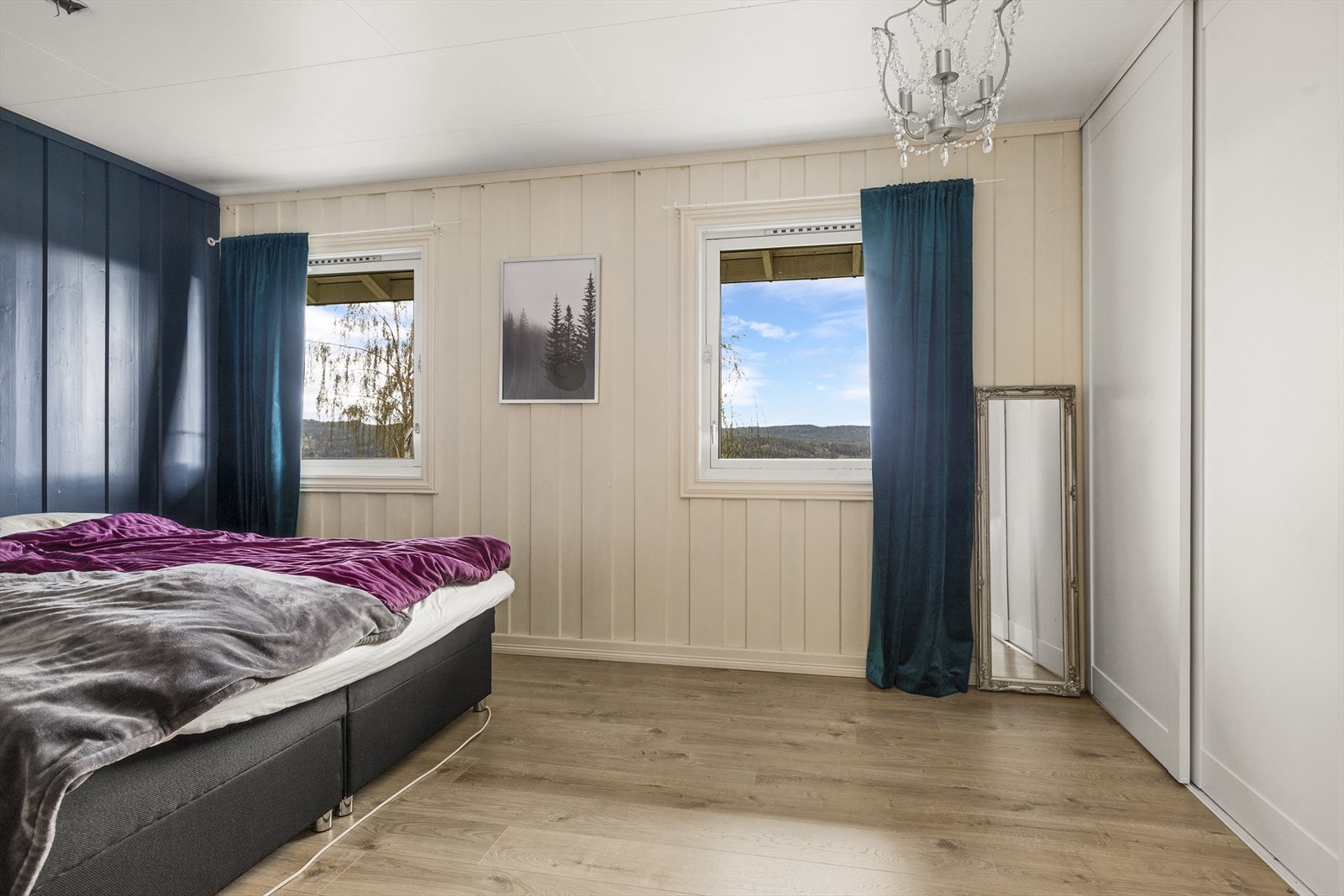 Ett av 3 soverom i 1. etg. Galleribilde