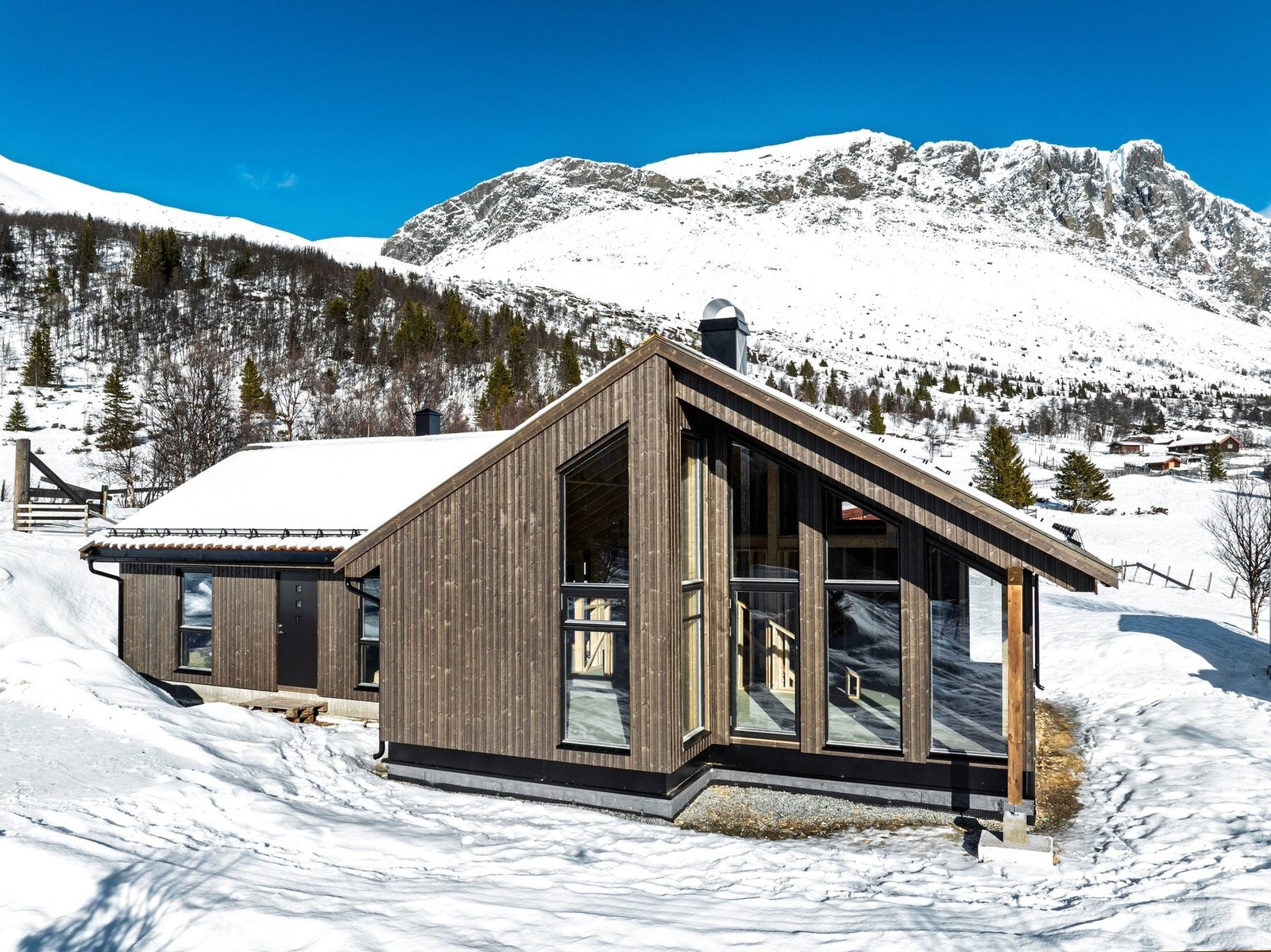 Nyoppført hytte med flott beliggenhet! Galleribilde