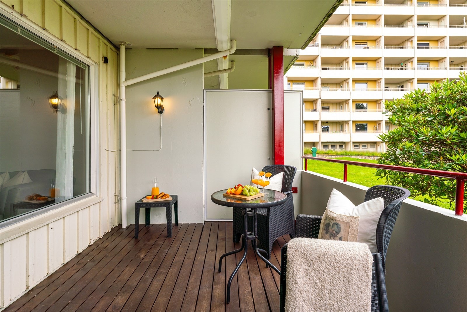 - Bruksmulighetene er enda større ettersom at balkongen er overbygd - Galleribilde