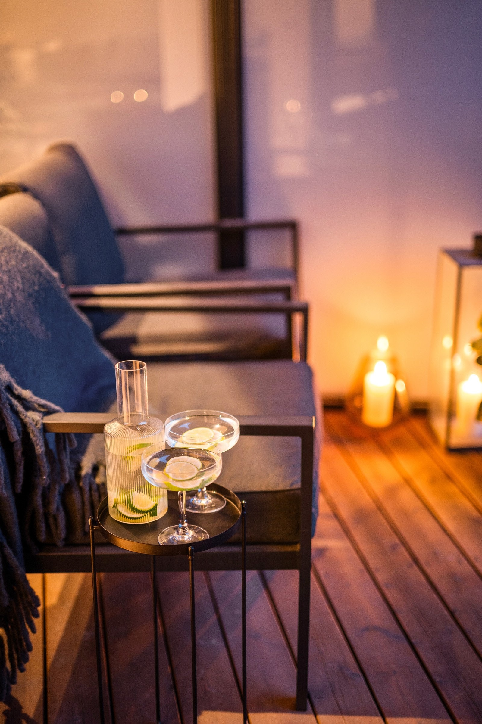 Her kan du kan nyte solen og utendørs måltider. Galleribilde