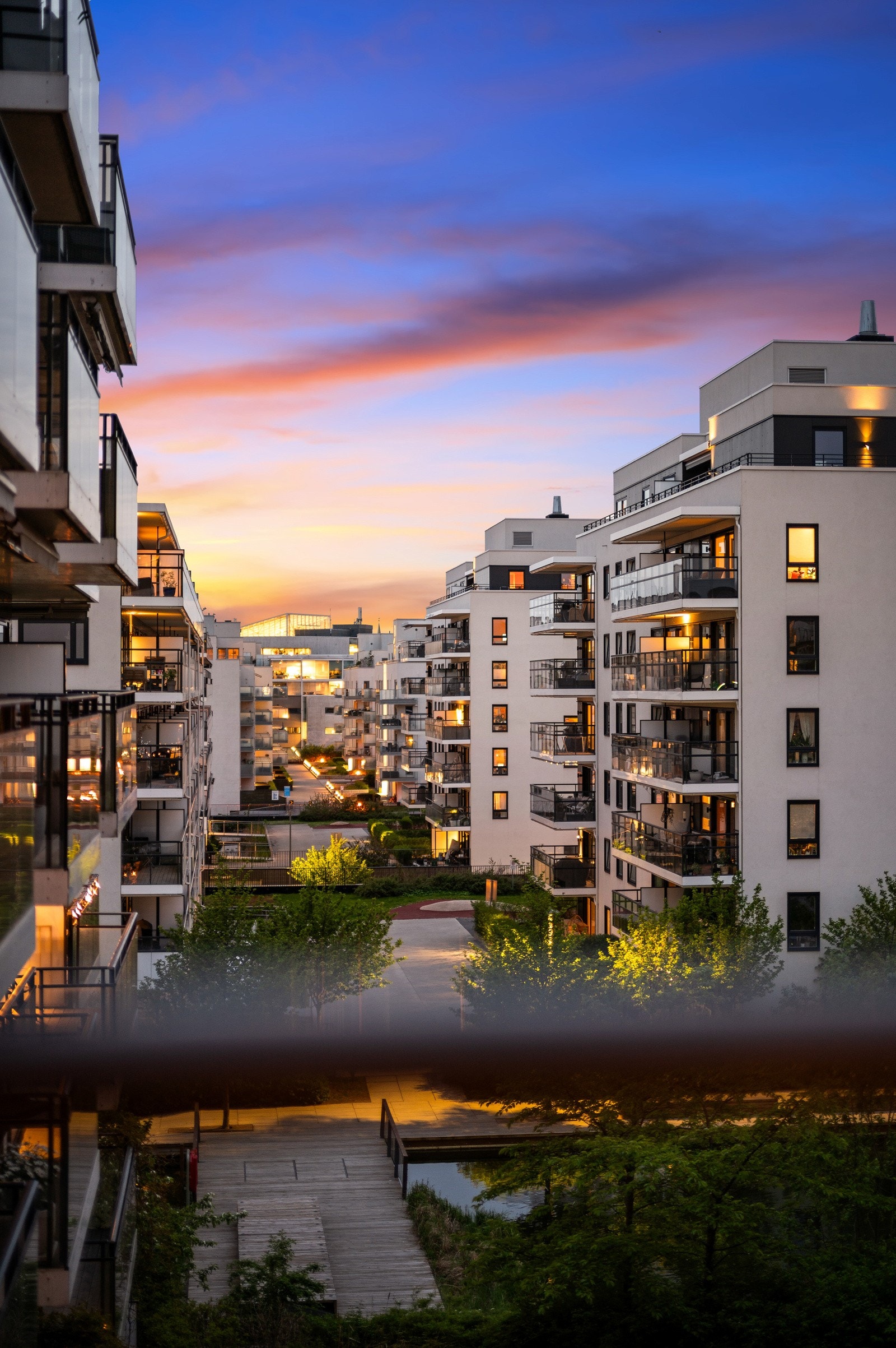 Balkongen blir en naturlig forlengelse av stuen på sommerhalvåret! Galleribilde