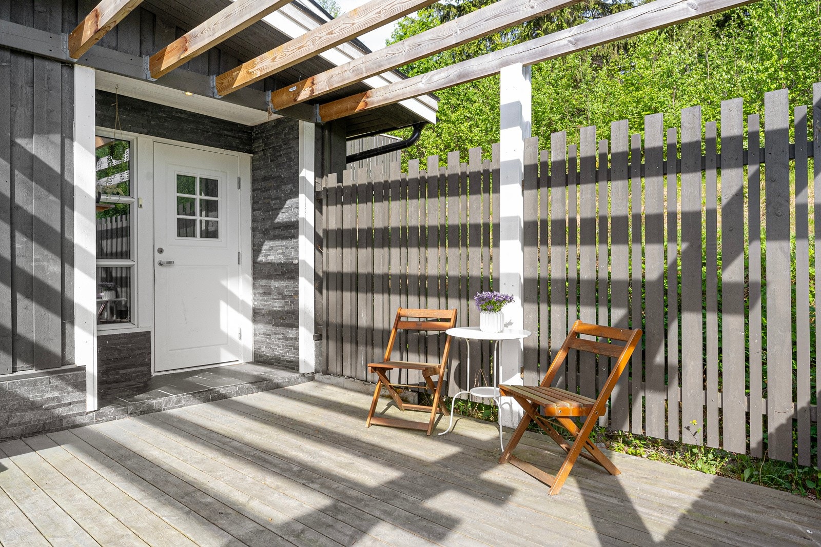 Dette er en trivelig og innbydende enebolig som passer perfekt for familien Galleribilde