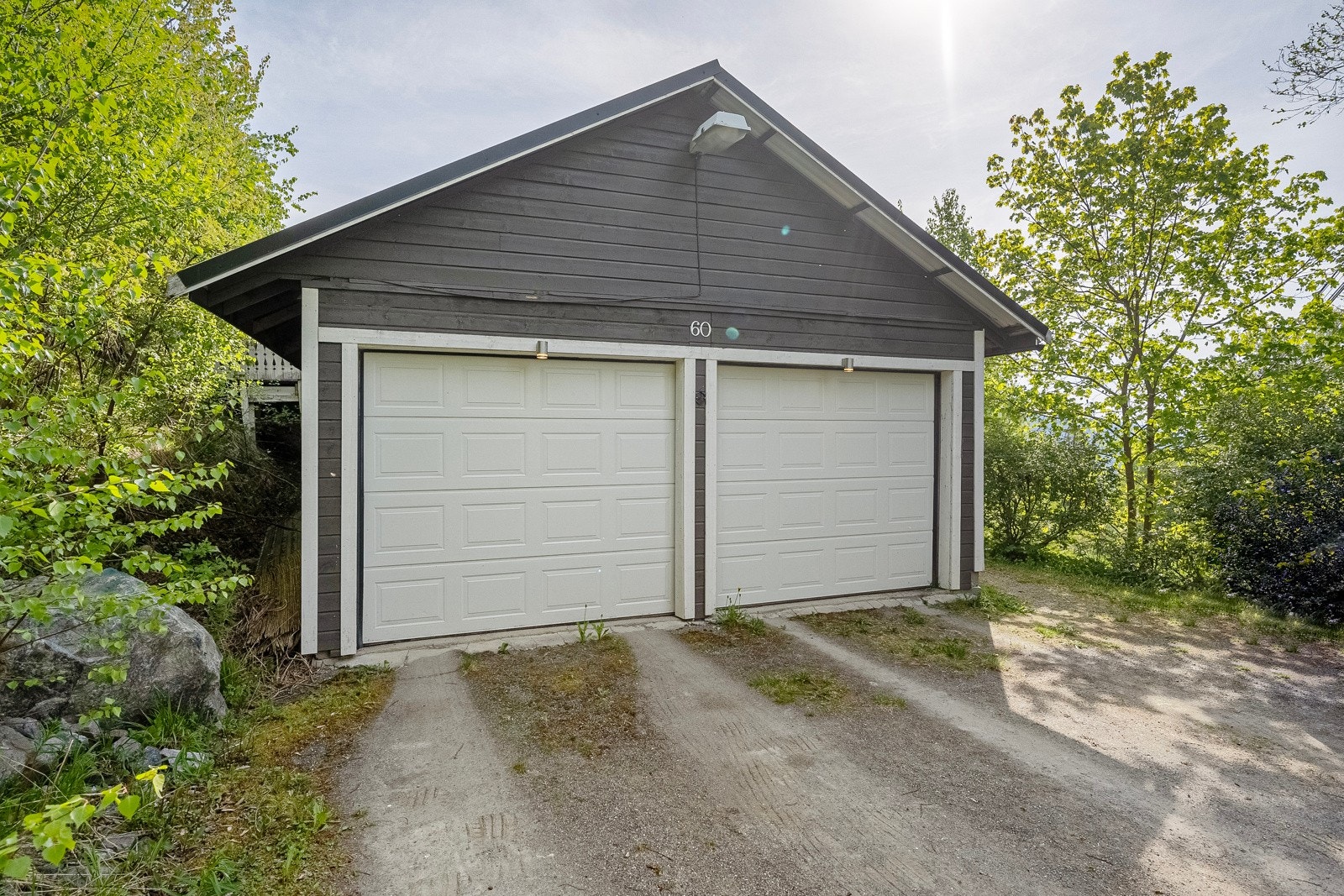 I tillegg er det garasje på eiendommen Galleribilde