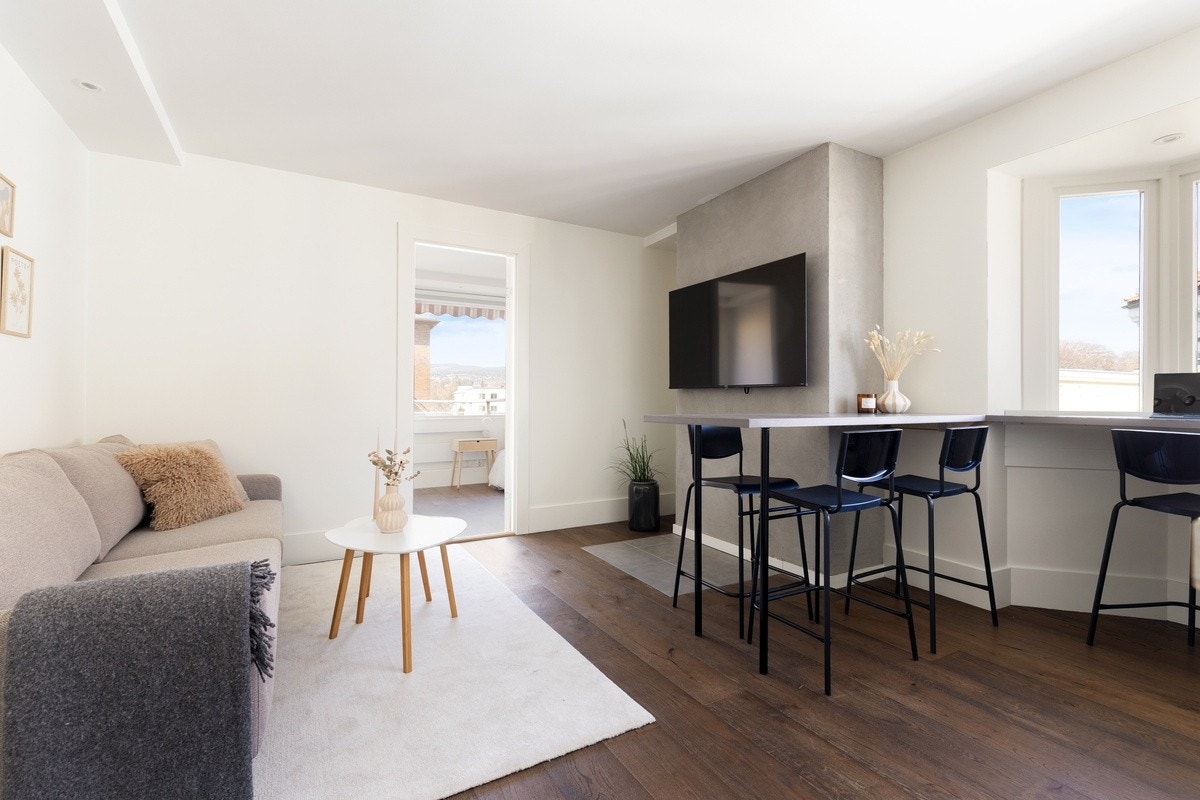 Stue og kjøkken (Møbler følger med) Galleribilde