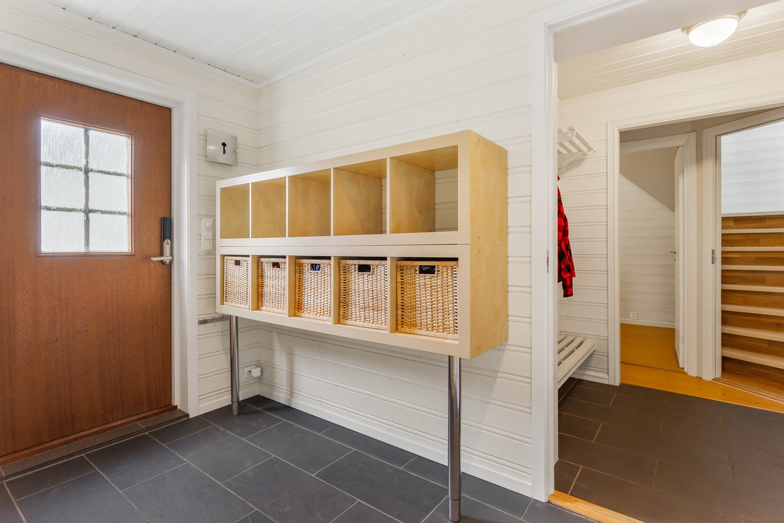Trapp ned til underetasje. Galleribilde