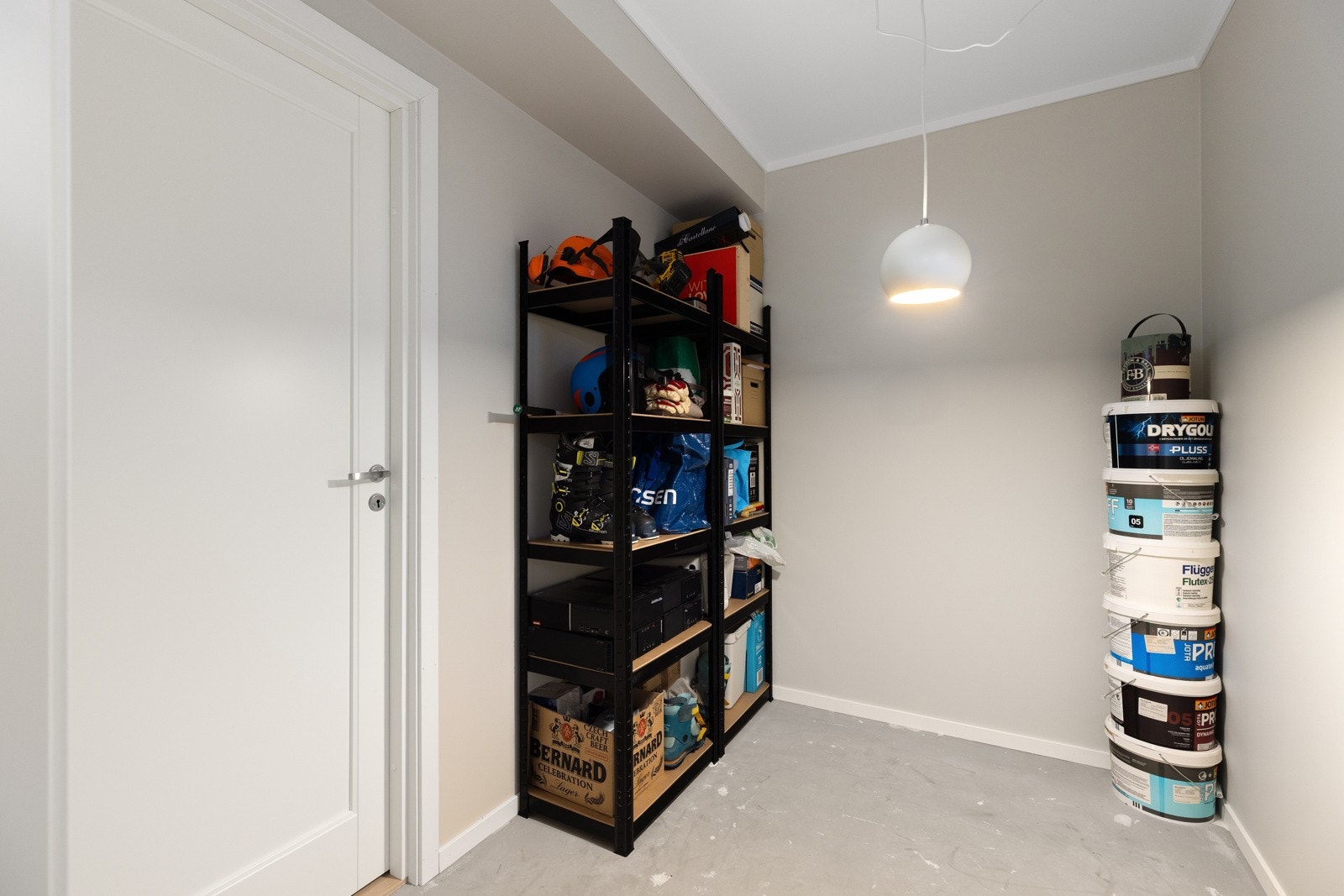 Bodene gir god plass til oppbevaring av utstyr og personlige eiendeler. Galleribilde