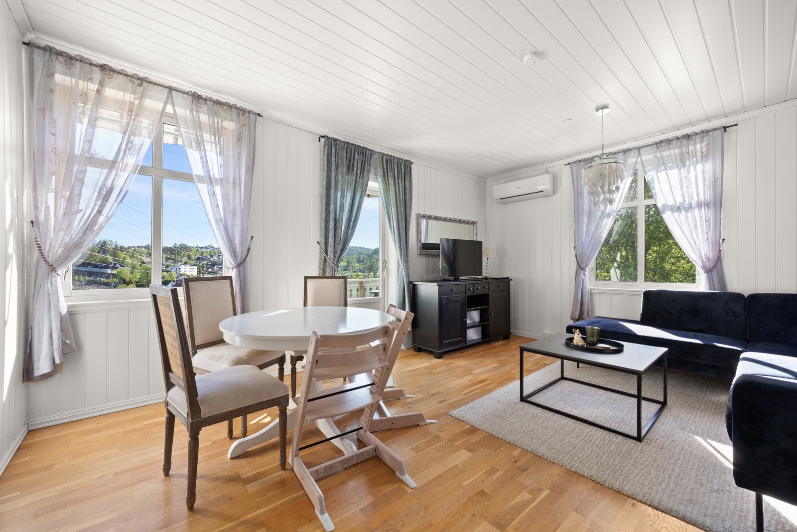 Stue i 2.etasje Galleribilde