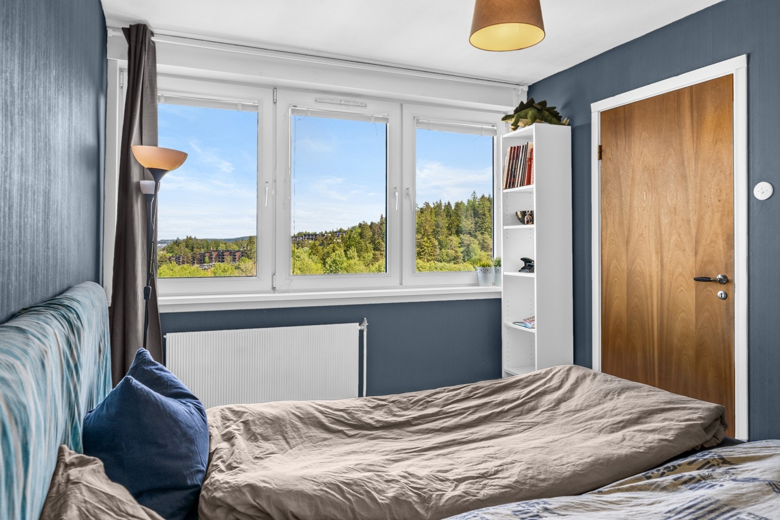 Utsikten er flott fra soveromsvinduene Galleribilde