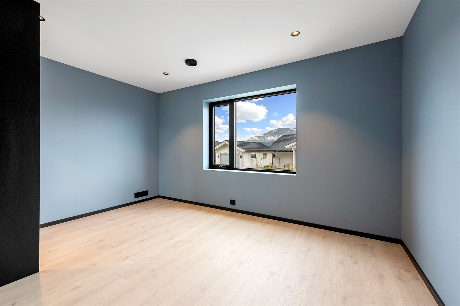 Soverom 1 i underetasjen Galleribilde