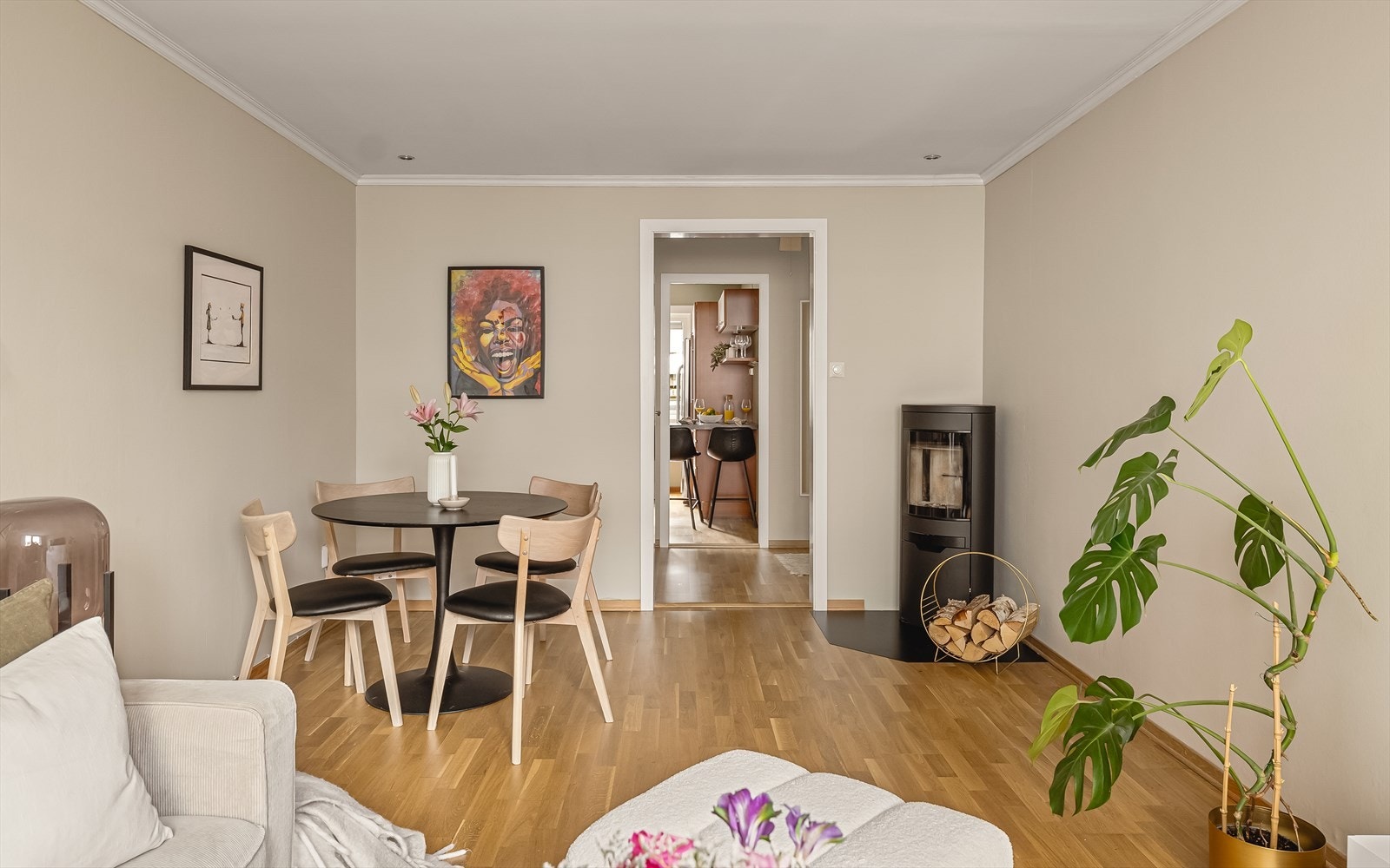 - En sentrumsperle med gangavstand til flere studieinstitusjoner, kollektivtilbud, butikker og flotte turområder - en super leilighet for studenten eller den urbane typen - Galleribilde